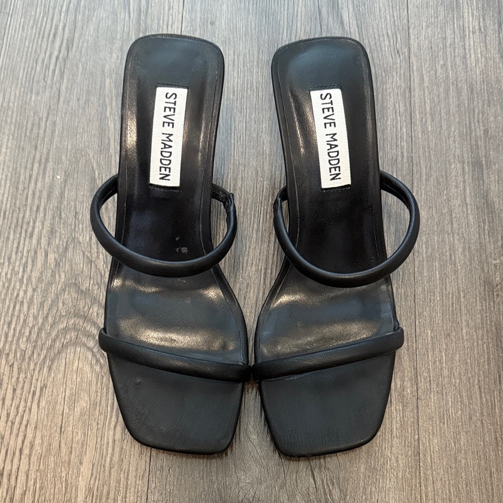 Steve Madden Black Minimalist Double-Strap Square-Toe heel